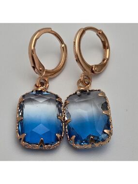 Ocean Blue Crystal Dangle Earrings Square Cut Gold Tone NEW